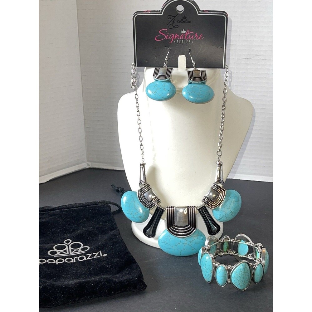 Vintage Paparazzi Faux Turquoise Silver Tone Necklace, Bracelet & Earrings Set